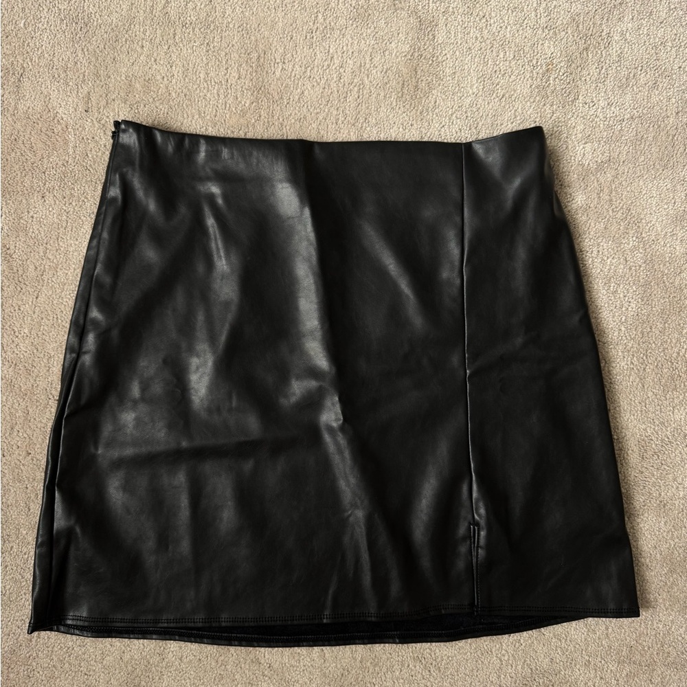 NWOT Black Faux Leather Skirt
